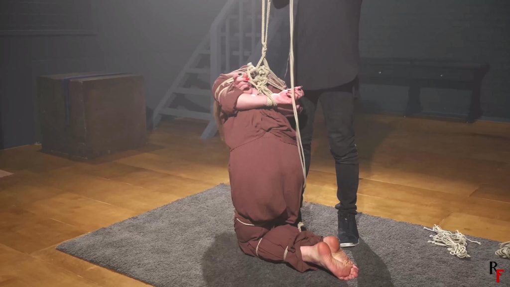 20250629133539352-Guzel - Live Bondage[00_11_31][20250629-132523]