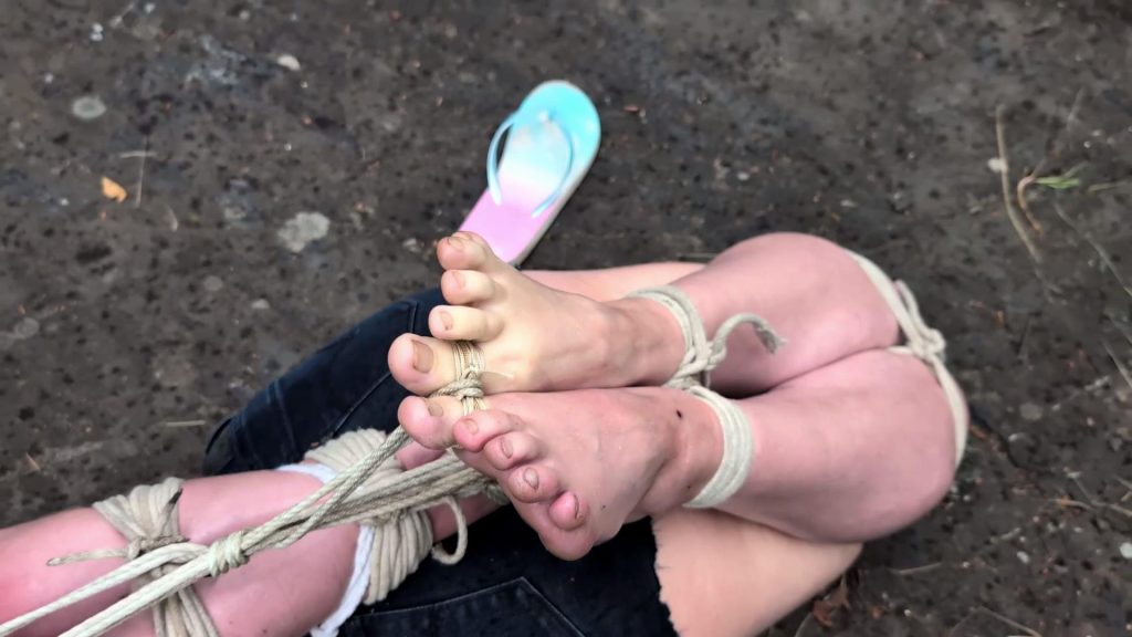 20250629135709298-Extreme hogtie 4[00_19_38][20250629-134942]