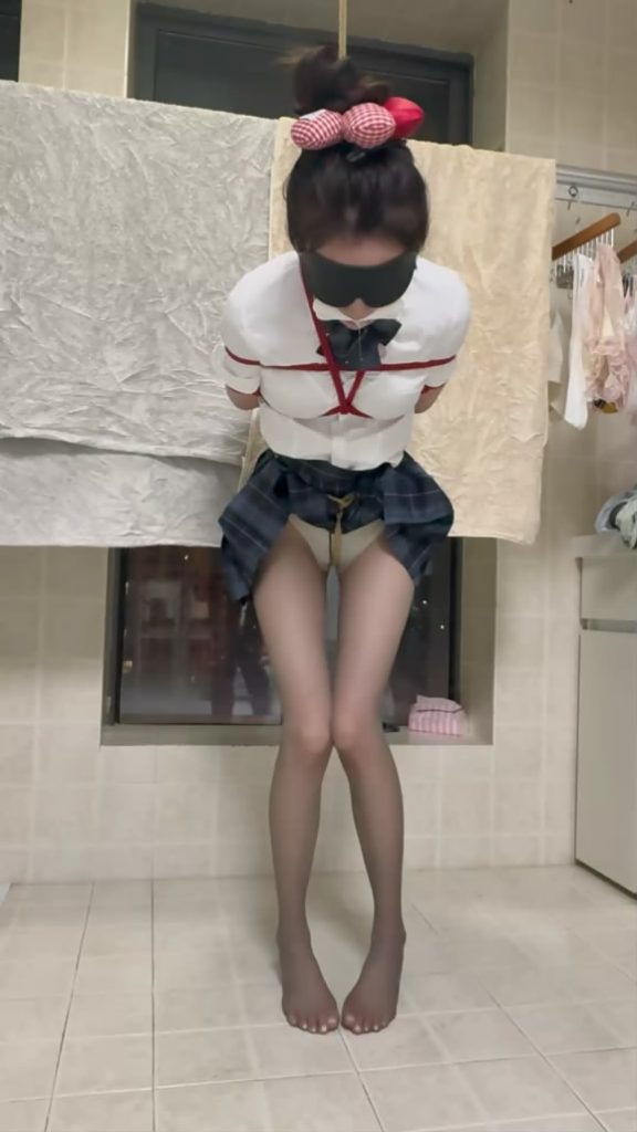 013115w951j7fujjffjf7u