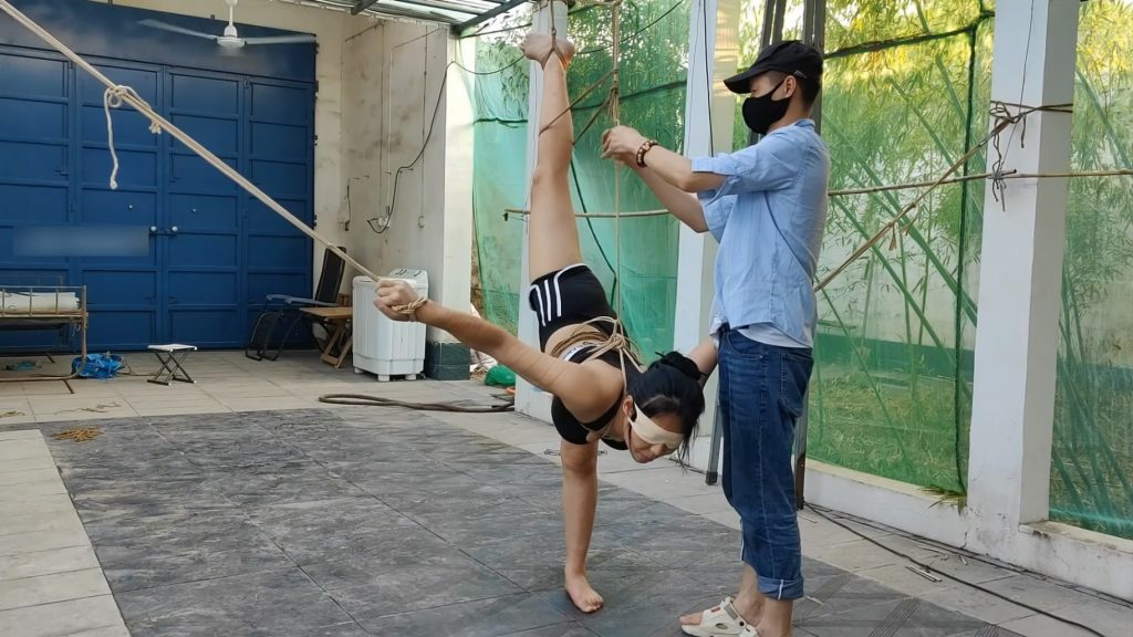 043726aiiwwz55yoioievd