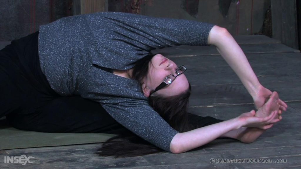 【欧美绳艺】超级玩偶（上中下集）-逍遥自在