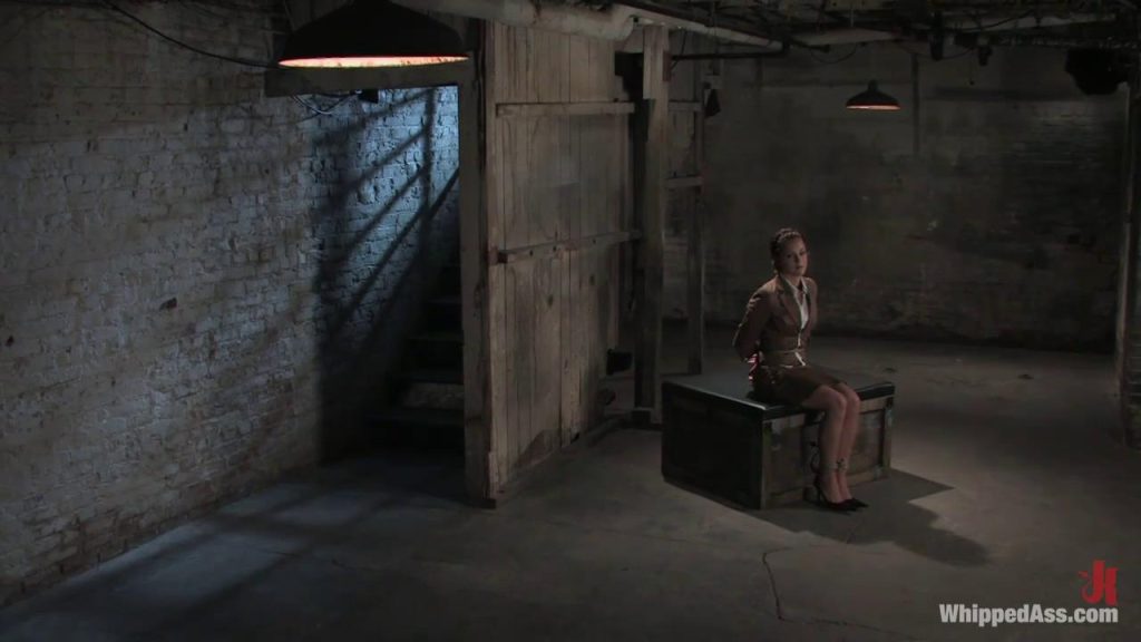 【欧美绳艺】萨拉和桑德拉-逍遥自在