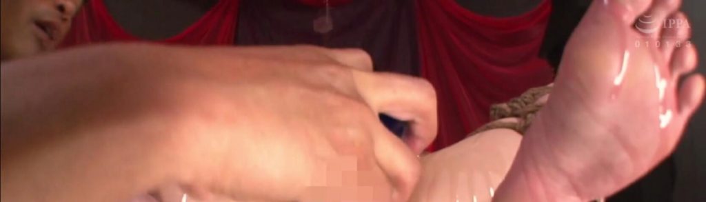 【日韩绳艺】鬼谭恶魔传说紧缚惨虐绝顶凄凉的女人-逍遥自在