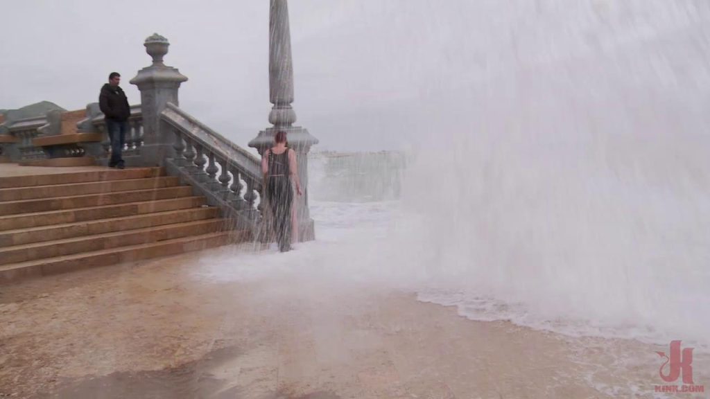 【欧美绳艺】冬日的海边不冷吗-逍遥自在