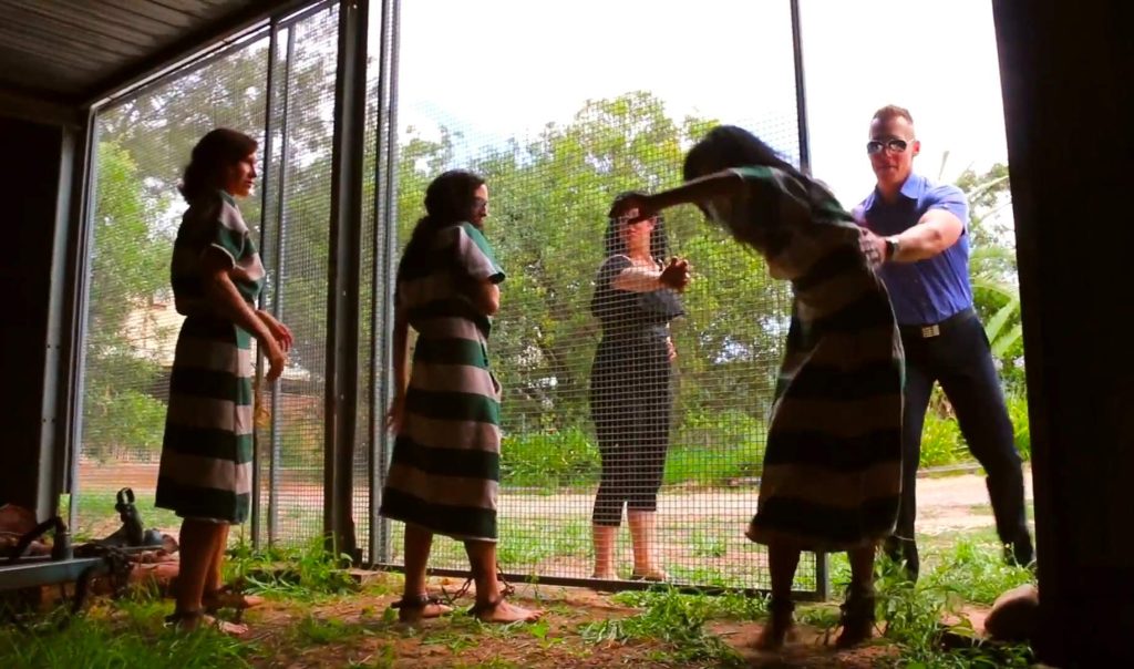 【欧美绳艺】【4K】农园监禁贞操带刑责惩罚贞洁的三姐妹-逍遥自在