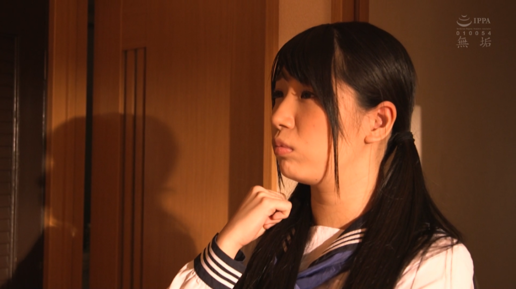 【日韩绳艺】完全接受KB紧缚监禁调教的制服美少女之放学后的贡品献祭-逍遥自在