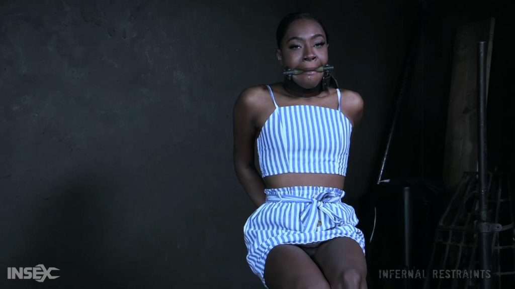 【欧美绳艺】限制措施-逍遥自在