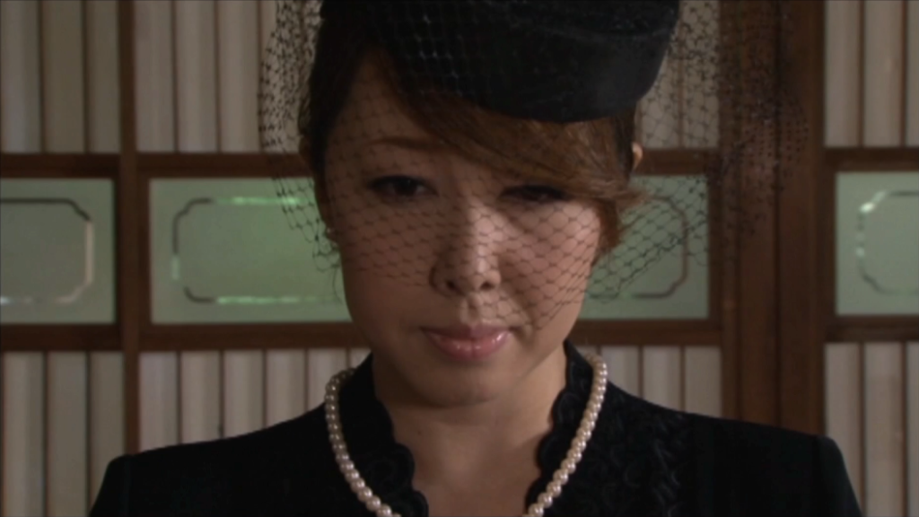 【日韩绳艺】绳虐紧缚完全SM犬化训练遭受热烛侵占身体痛处的奴隶夫人-逍遥自在