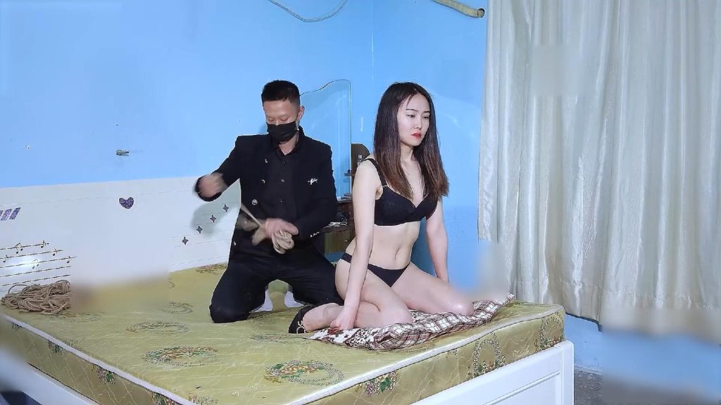 173050phnbtmbl16yqj7lm