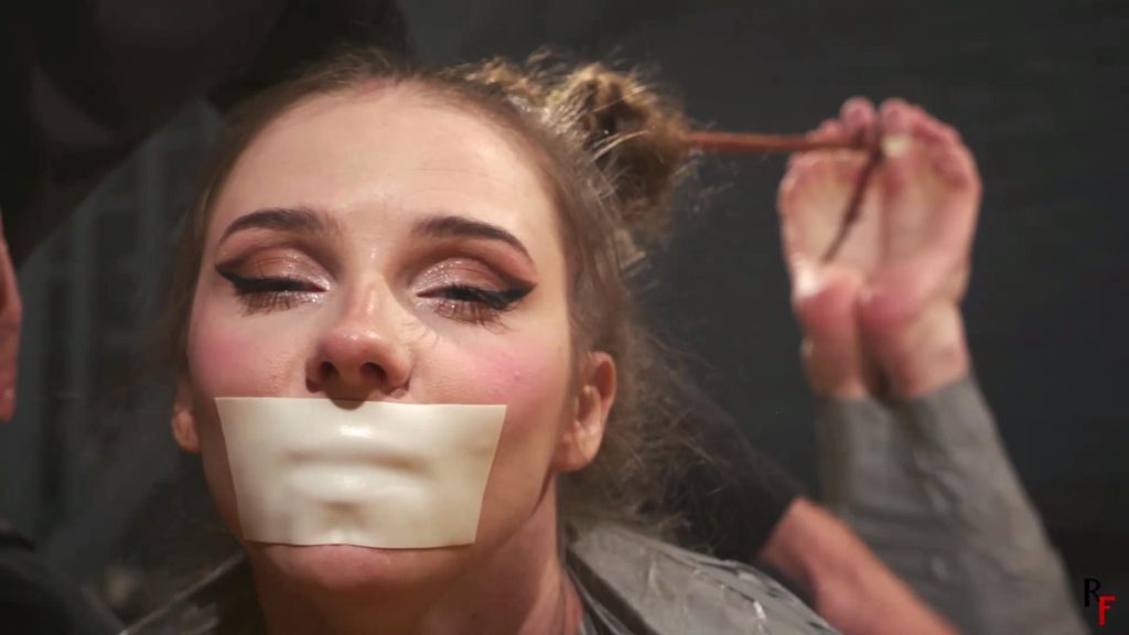 Meloxy - Tape Mummif[00_17_29][20250721-125618]