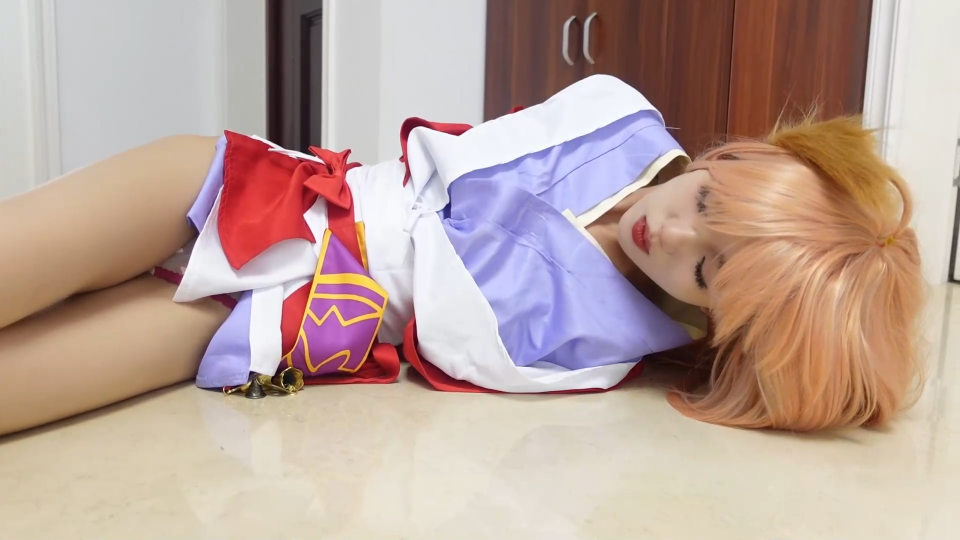 不纯学妹树屋灵灵8 参加cos归来被伏击，很累了竟还走绳-逍遥自在