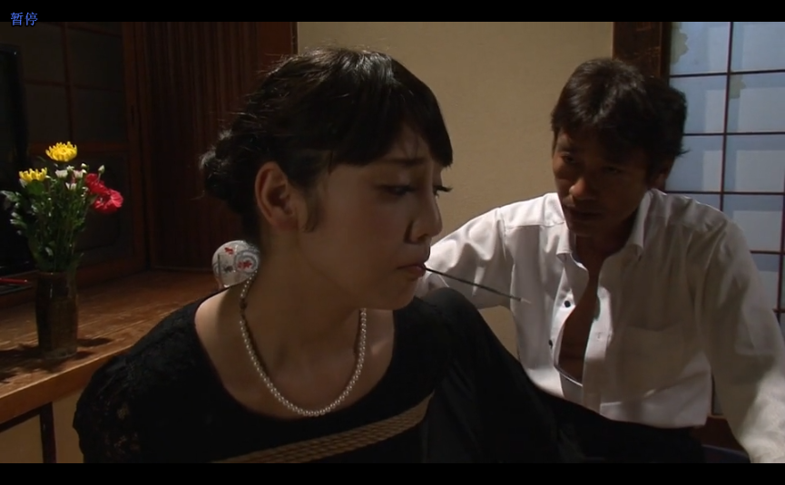 日子：菜萝莉未亡人守孝不能，惨遭上门索债，无奈配合-逍遥自在