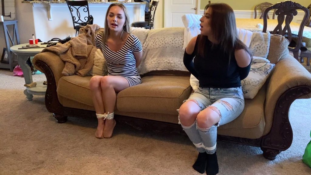 Tied Tales原版，Blake,Rosie and Leah好奇女井卧底绳模的日常拍摄-逍遥自在