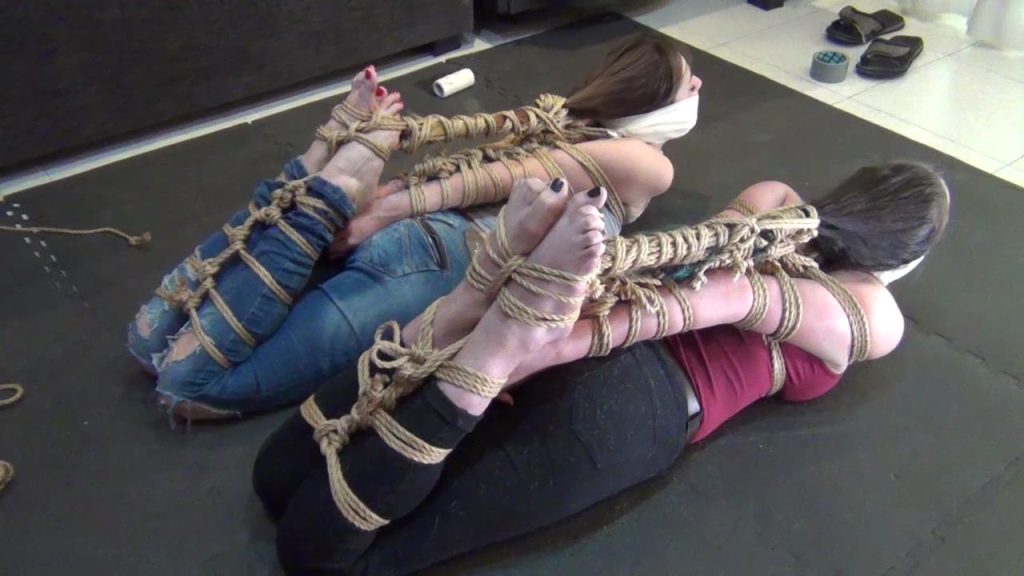 Tied up and gagged t[00_24_41][20250721-132705]