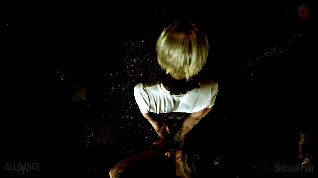 【欧美绳艺】开绑金发女郎-逍遥自在