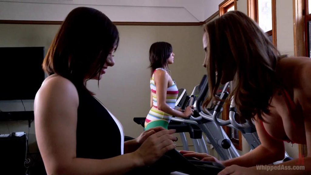 【欧美绳艺】汗流浃背的同性狂女-逍遥自在