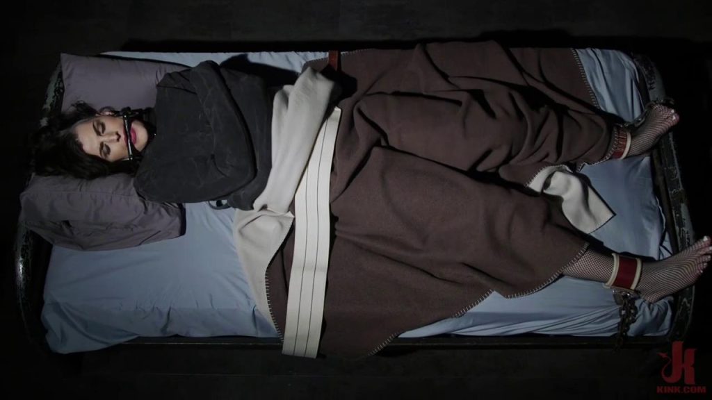 【欧美绳艺】逃跑的人妖化身医生-逍遥自在