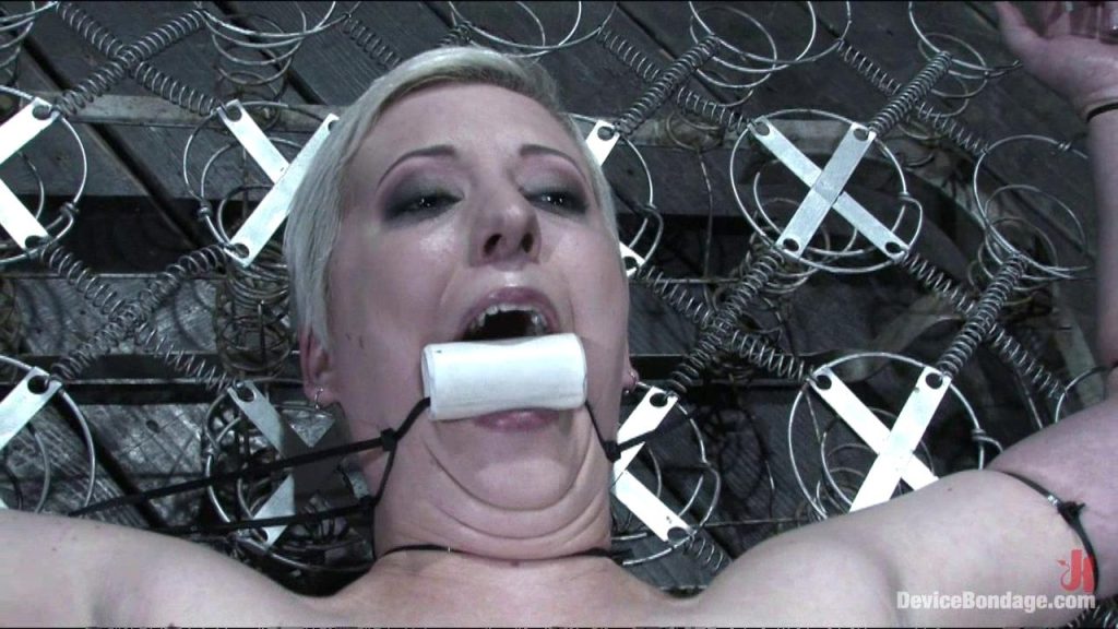 【欧美绳艺】樱桃的自信-逍遥自在