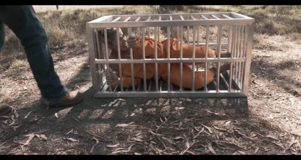 【欧美绳艺】【4K】农场监禁贞操带刑责惩罚贞洁的三姐妹 第四部-逍遥自在