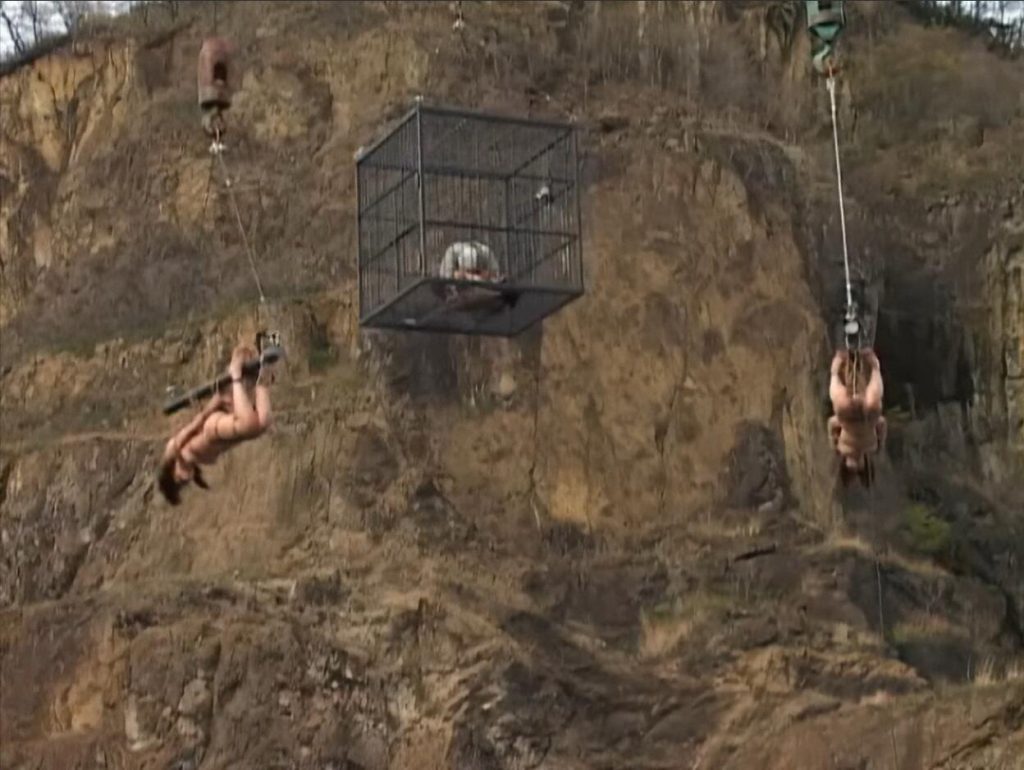 20250813233857500-25