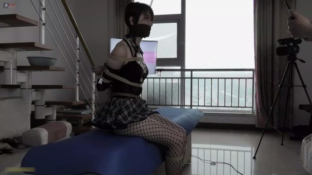 20250815154956950-她长的真好看！小妍突破个人尺度底线，首次[00_23_27][20250815-153228]