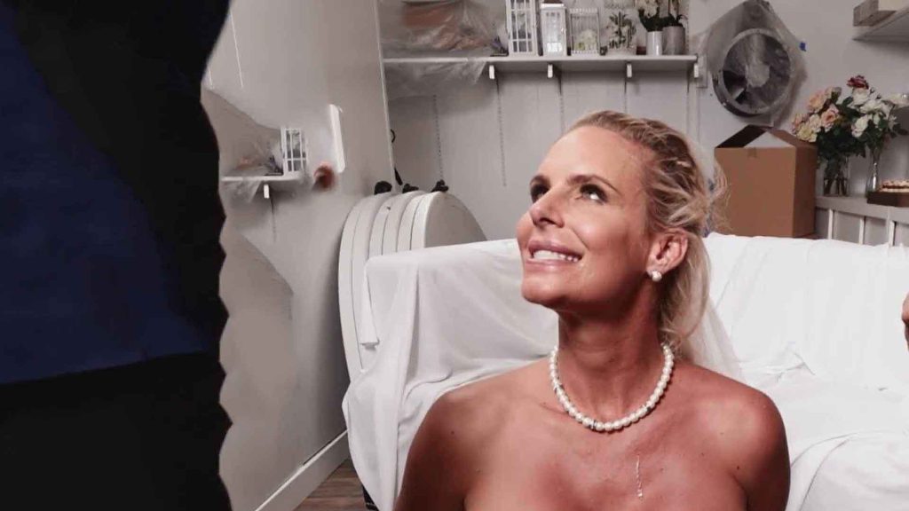 【欧美绳艺】【4K】偷情新娘的前后夹攻-逍遥自在