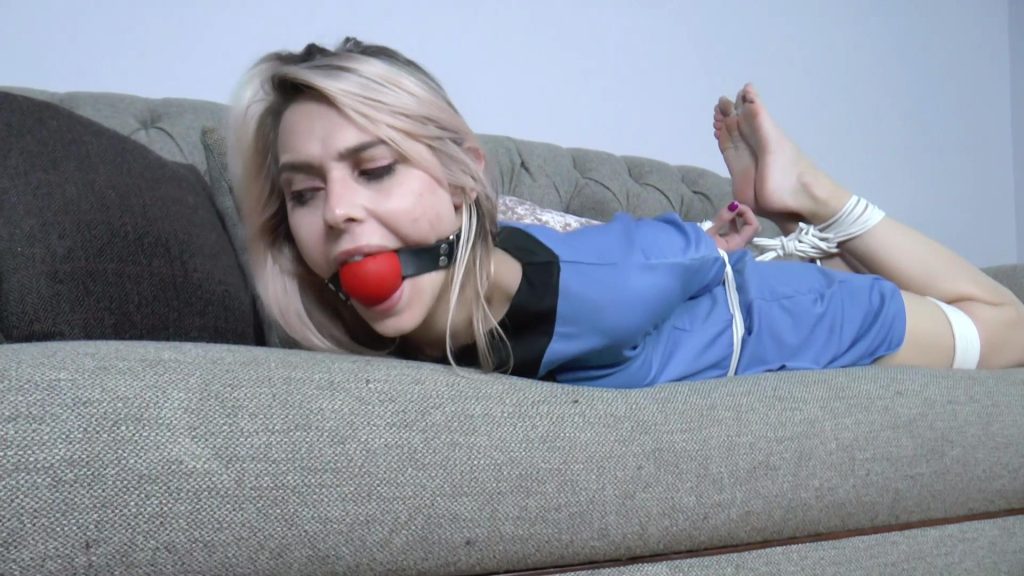 20250816143205635-Chloe Toy in Gorgeou[00_23_03][20250816-141755]