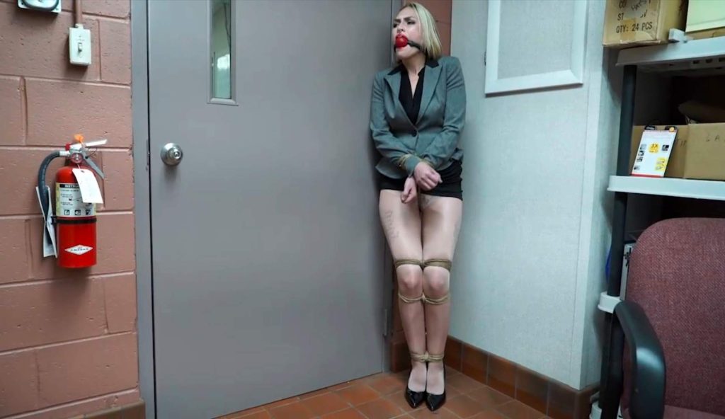 【欧美绳艺】born to bebound名站唯美紧缚挣扎-1【10部曲】-逍遥自在