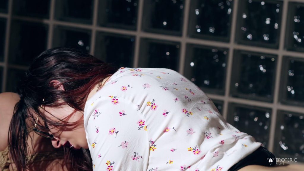 【欧美绳艺】Eroteric 模特女子经纪公司的阴谋 PT4 紧缚驷马强迫服从命令-逍遥自在