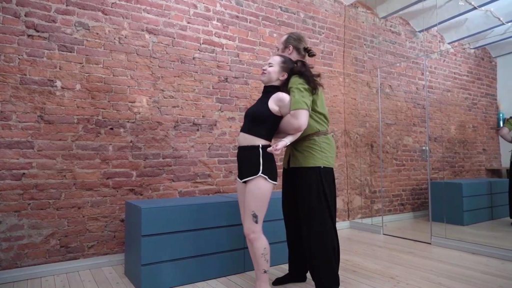 Russiangirlsinfetish Kira被反弓驷马的舞蹈老师+被员工驷马打哭的女老板-逍遥自在