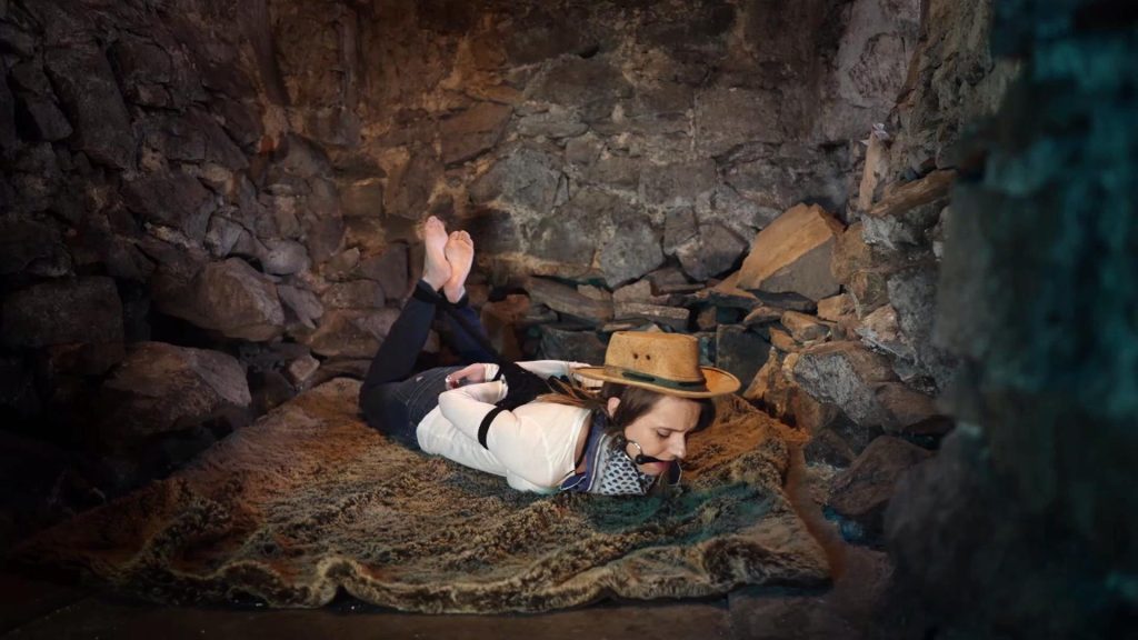 Chloe Toy Bondage Wr[00_07_20][20250806-131705]