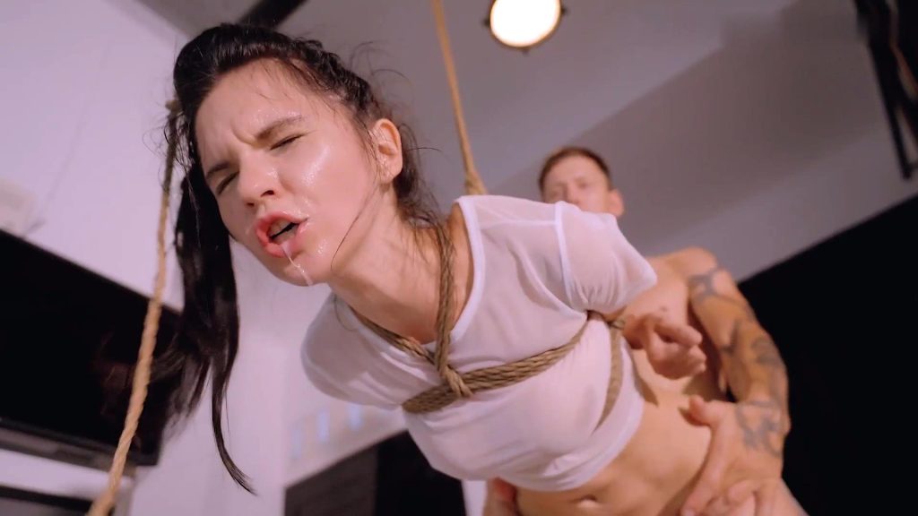 FUCKING IN WHITE ROO[00_31_26][20250801-133832]