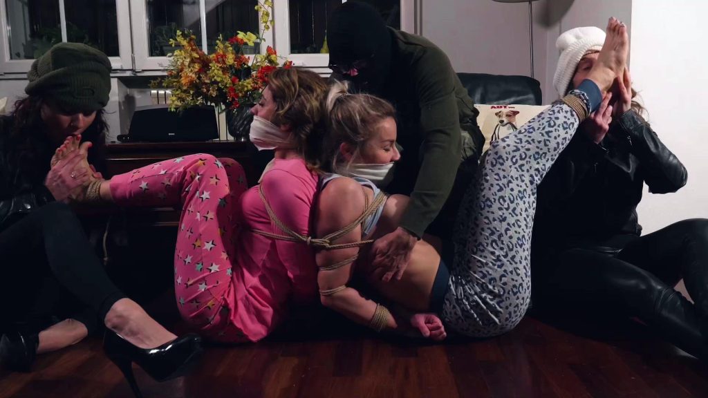 Pamela Alba Laura an[00_21_46][20250807-134634]