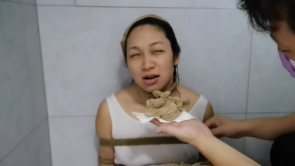 绳心Jun 沐小雨 浴室水劫~紧缚捆绑、淋浴浸湿-逍遥自在