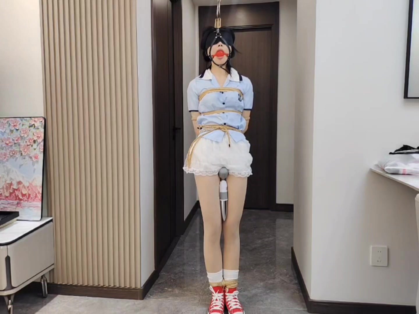 欢乐谷原创  阳光女孩的世界末日-逍遥自在