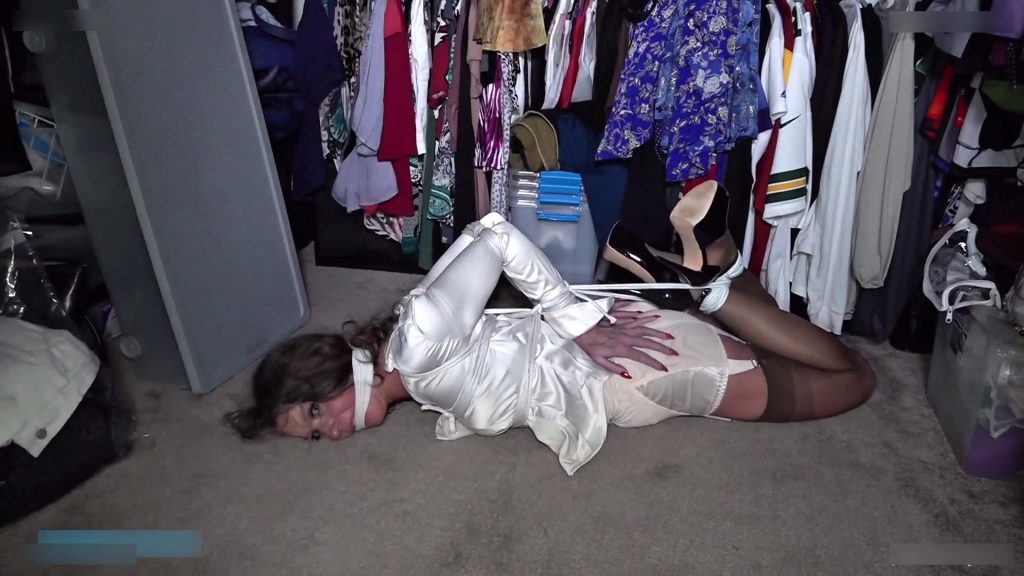 20250902130122973-081-This MILF's a Ke[00_14_41][20250902-125237]