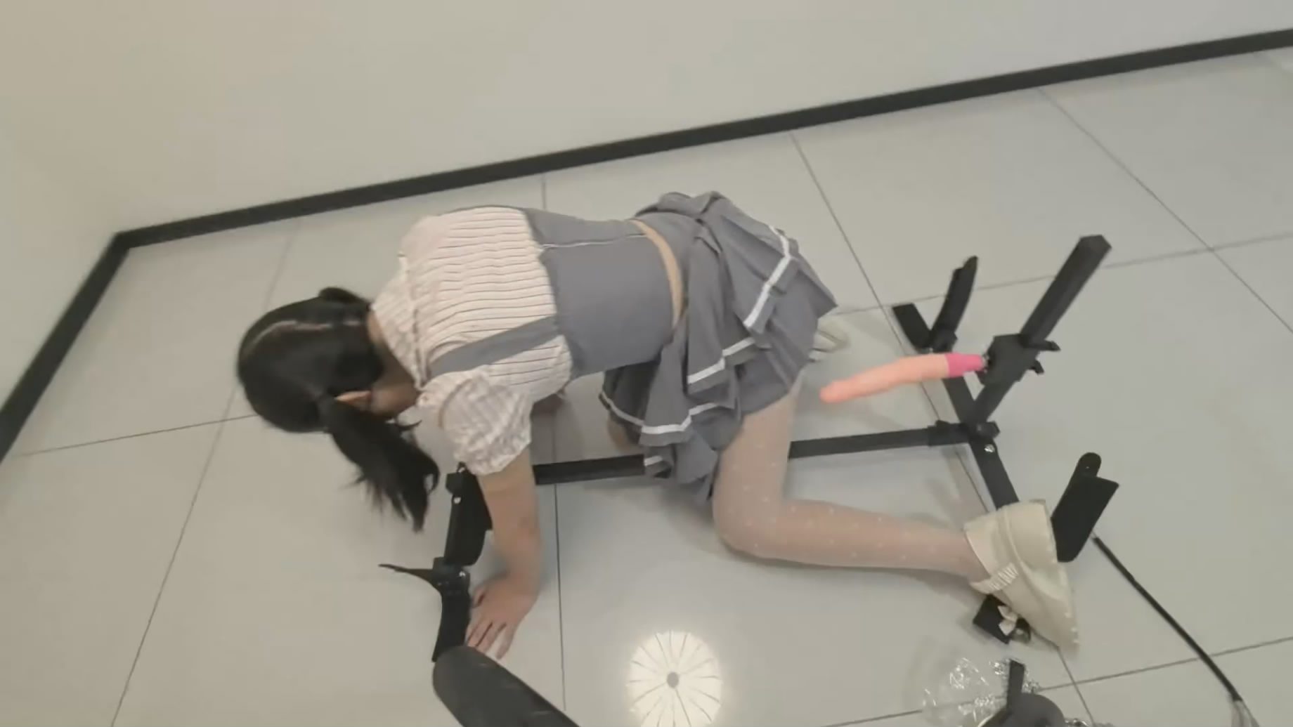 20251002071045431-051811m338ykjf2by3xry3