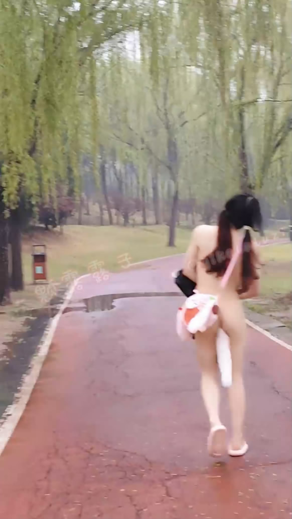 20251004100650687-083434aefuv7cwvmw7zrrz