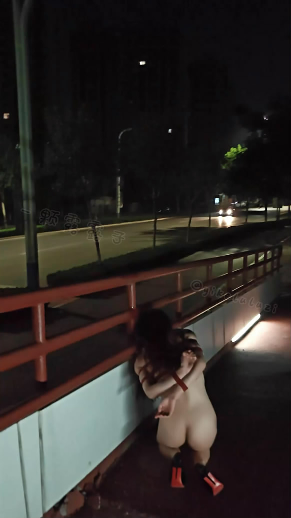 20251004100810682-083433qiiipb83bykiliyf