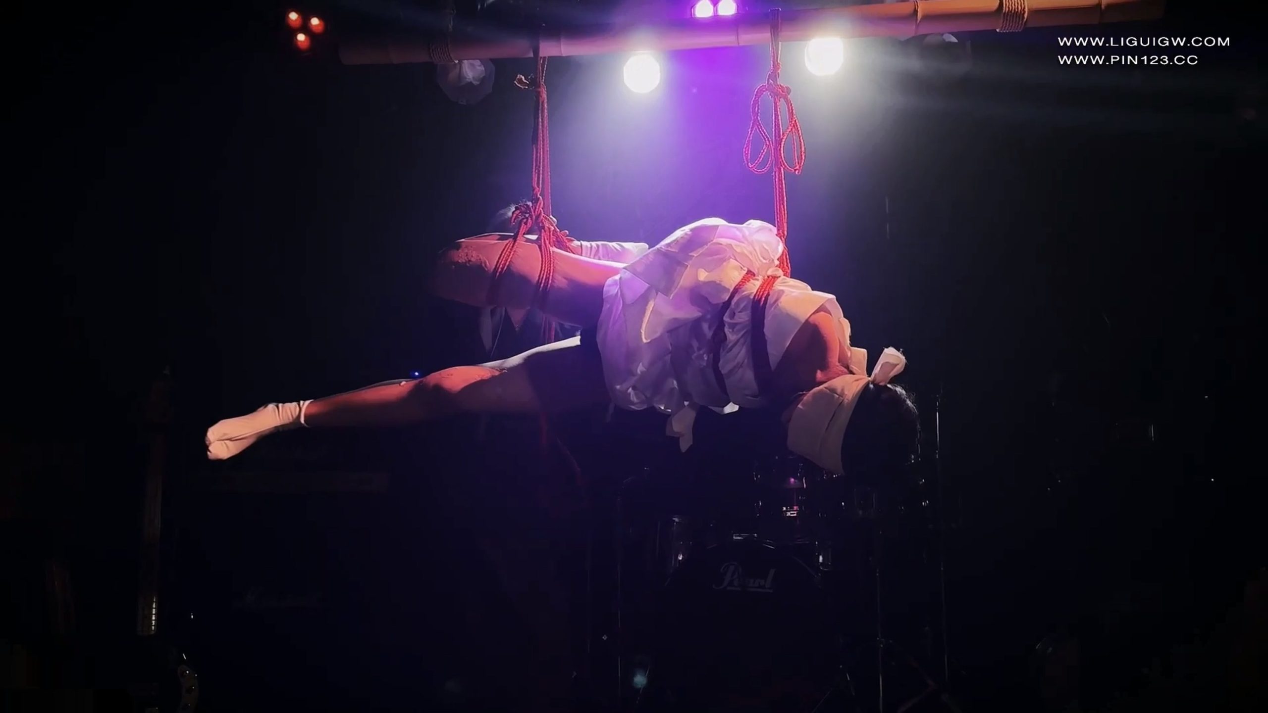 20251005151623103-[Ligui丽柜] HD视频 2024.12.11 美束活动-日本 みやざわ.mp4_20251005_151156.938