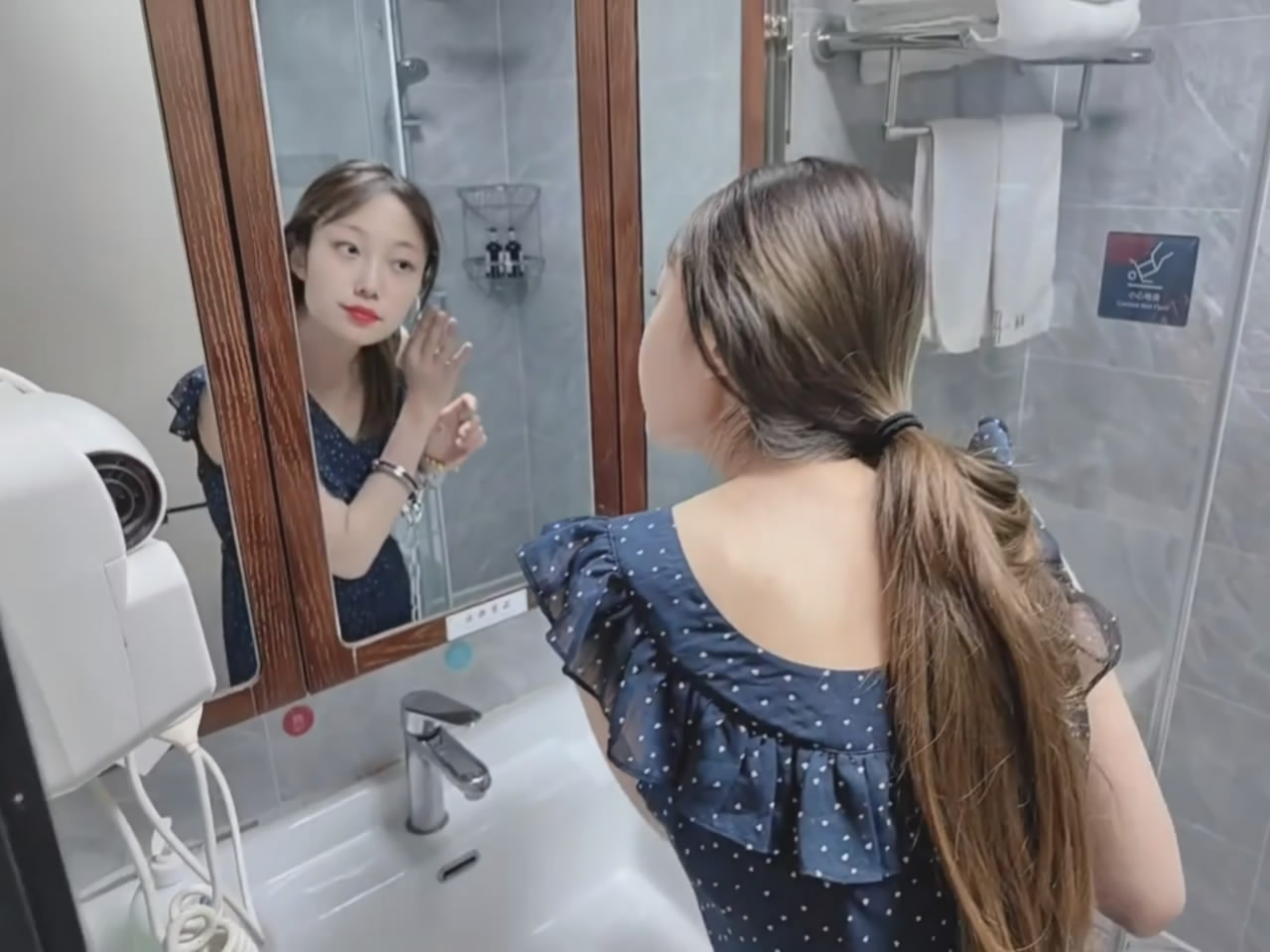 20251006071014369-155204hbovspbpuazjao1o