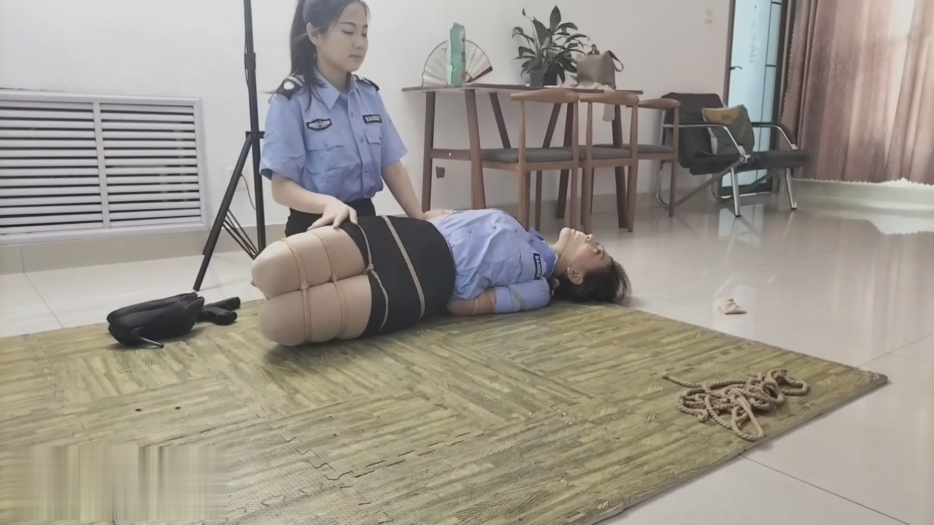 20251009063117797-050324u40ou3k33k43j4lh