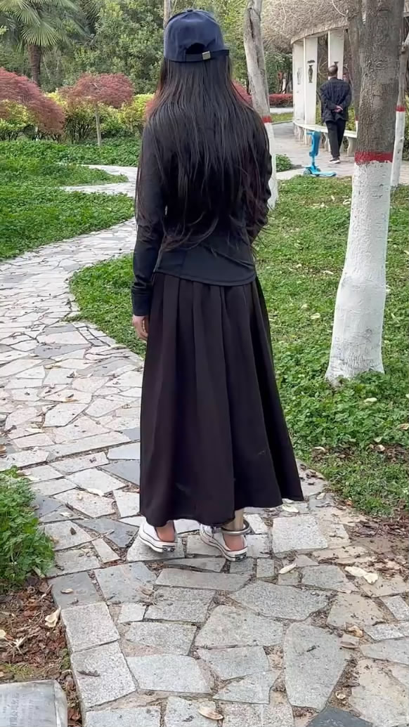 20251009075746125-171404d60y668bm873yqm8