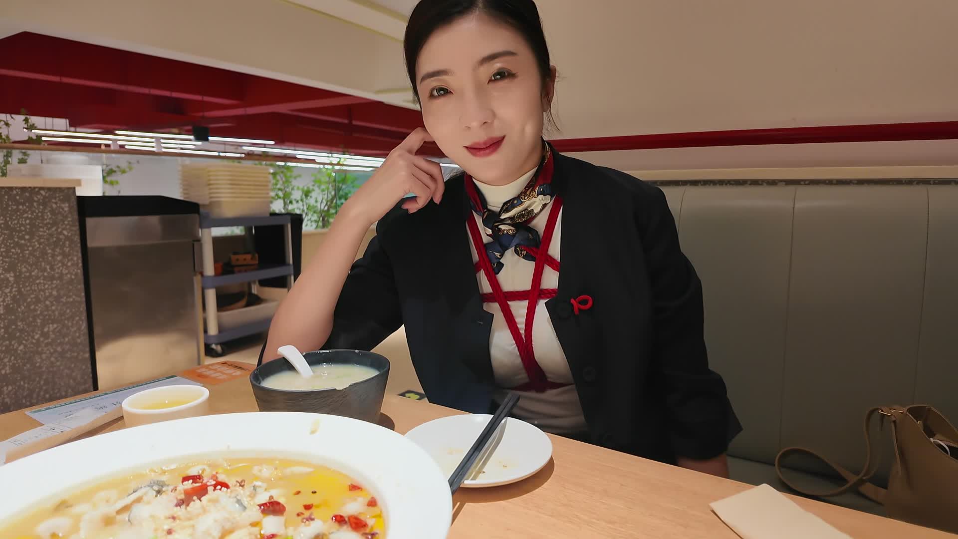 20251011114935377-XFpicture12821