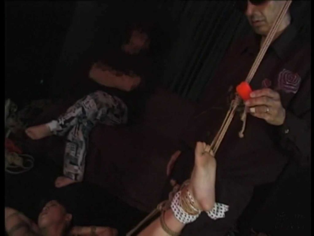 20251012202943653-28