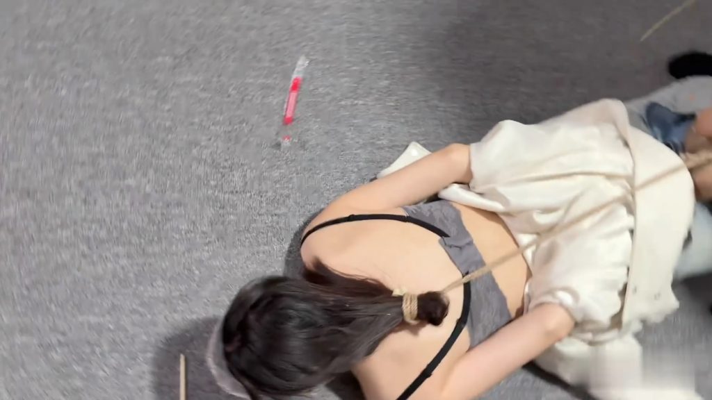 20251018070431322-022448lwluziujkml5jhnj