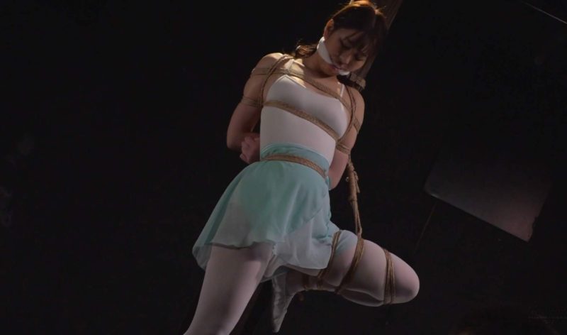 【日韩绳艺】【4K】紧缚诱拐股绳放置足虐木马拷问芭蕾舞蹈女子-逍遥自在