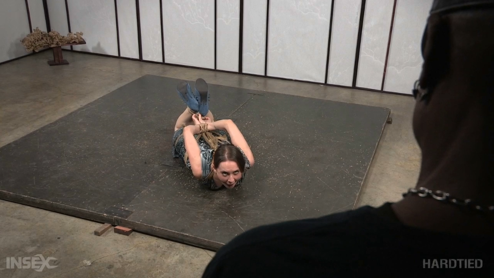 【欧美绳艺】请调教羞辱折磨我-逍遥自在