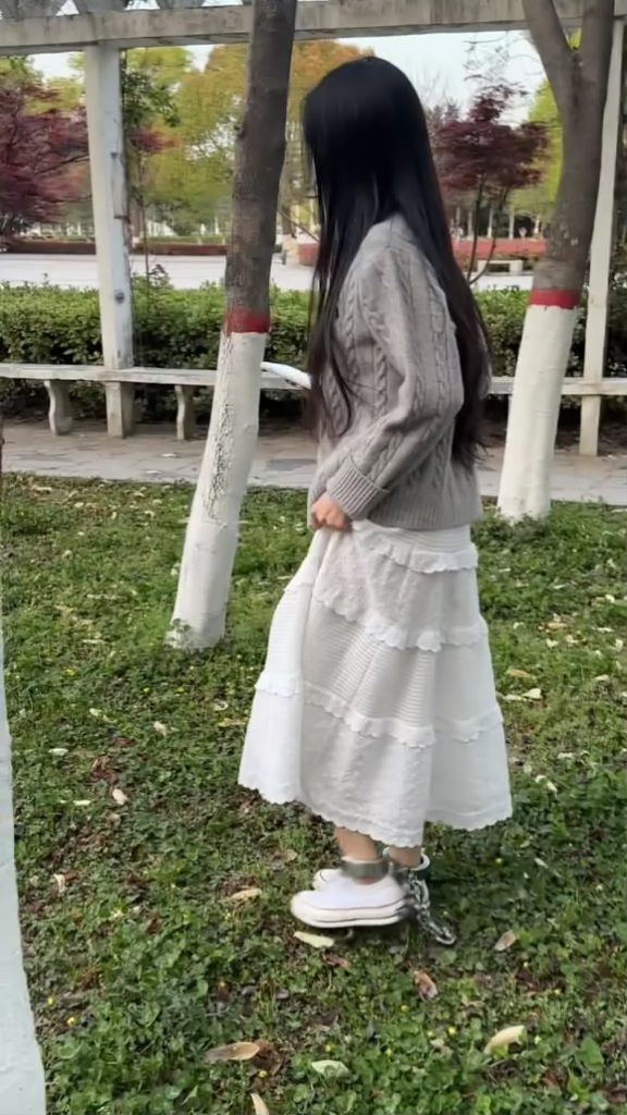 20251024070808893-045418dzrmu4mu4a4gum44