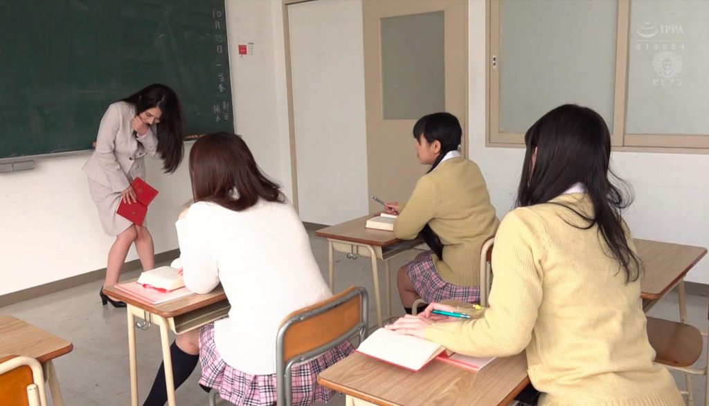 20251025013216910-11